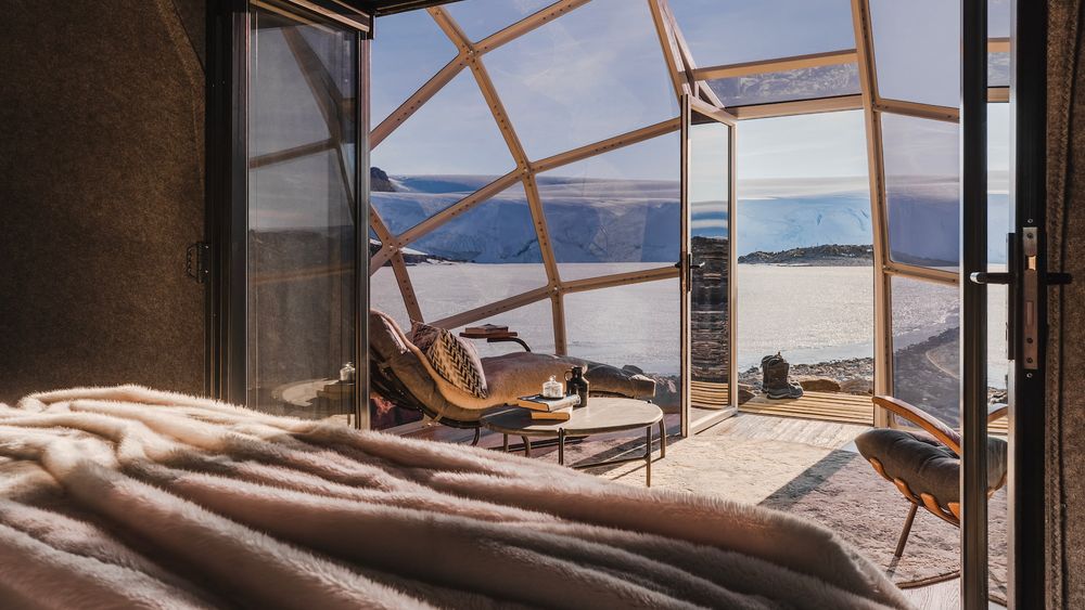 White Desert specializes in Antarctic expeditions.