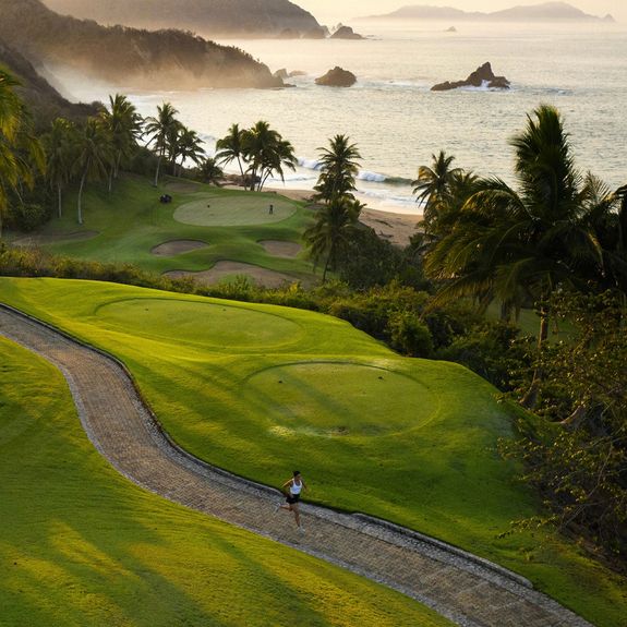 Four Seasons Resort Tamarindo offers a guided run through its reserve.