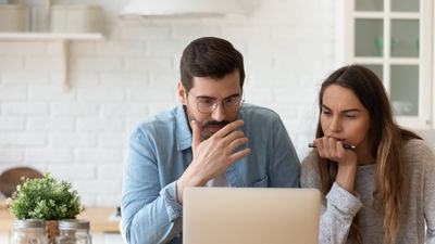 American Express cardholders will have to choose between using a travel advisor or booking their own hotel or cruise on American Express Travel.