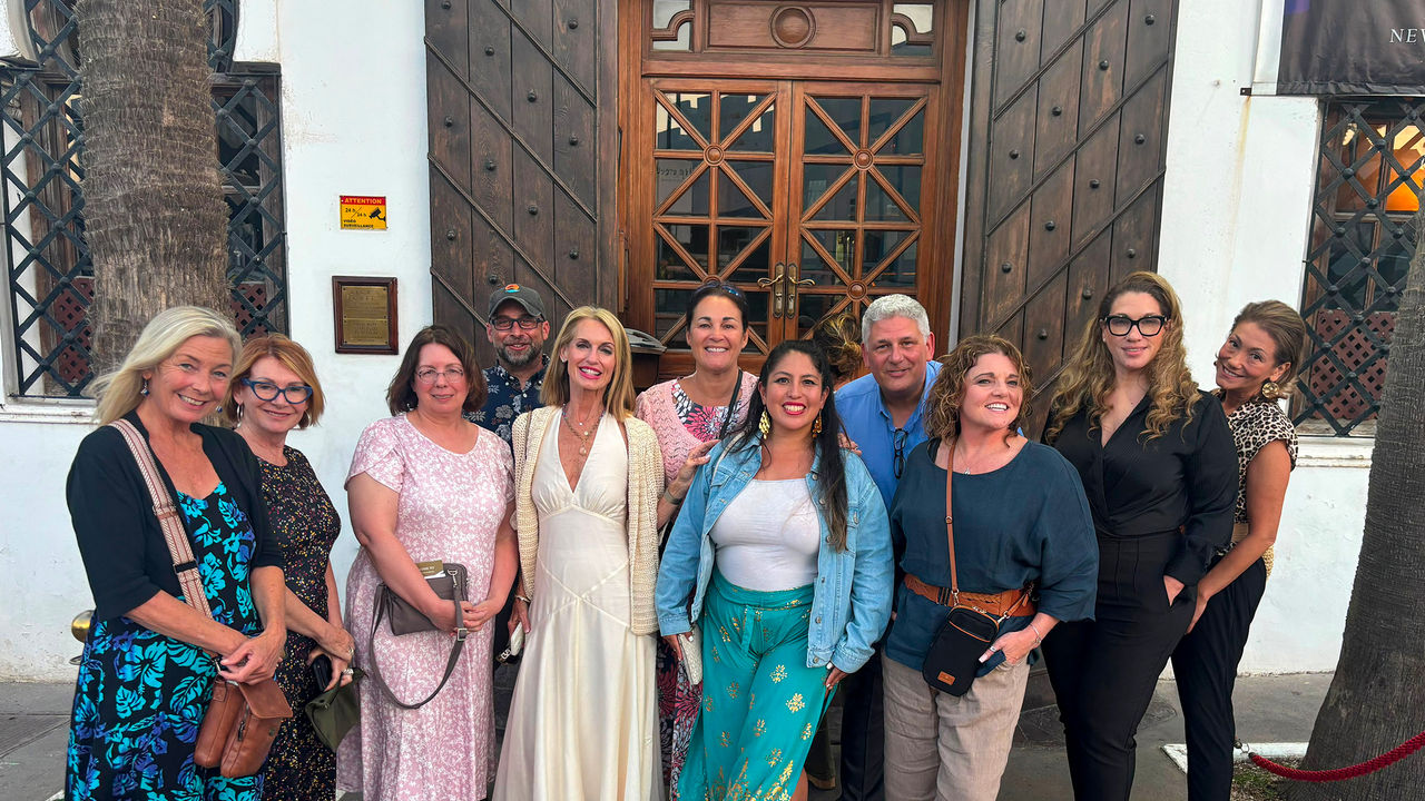 Travel advisors participated in city tours, a cooking class and visits to landmark sites.