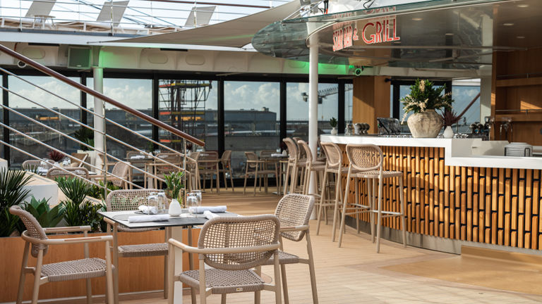 Star Grill and Bar is a poolside eatery.