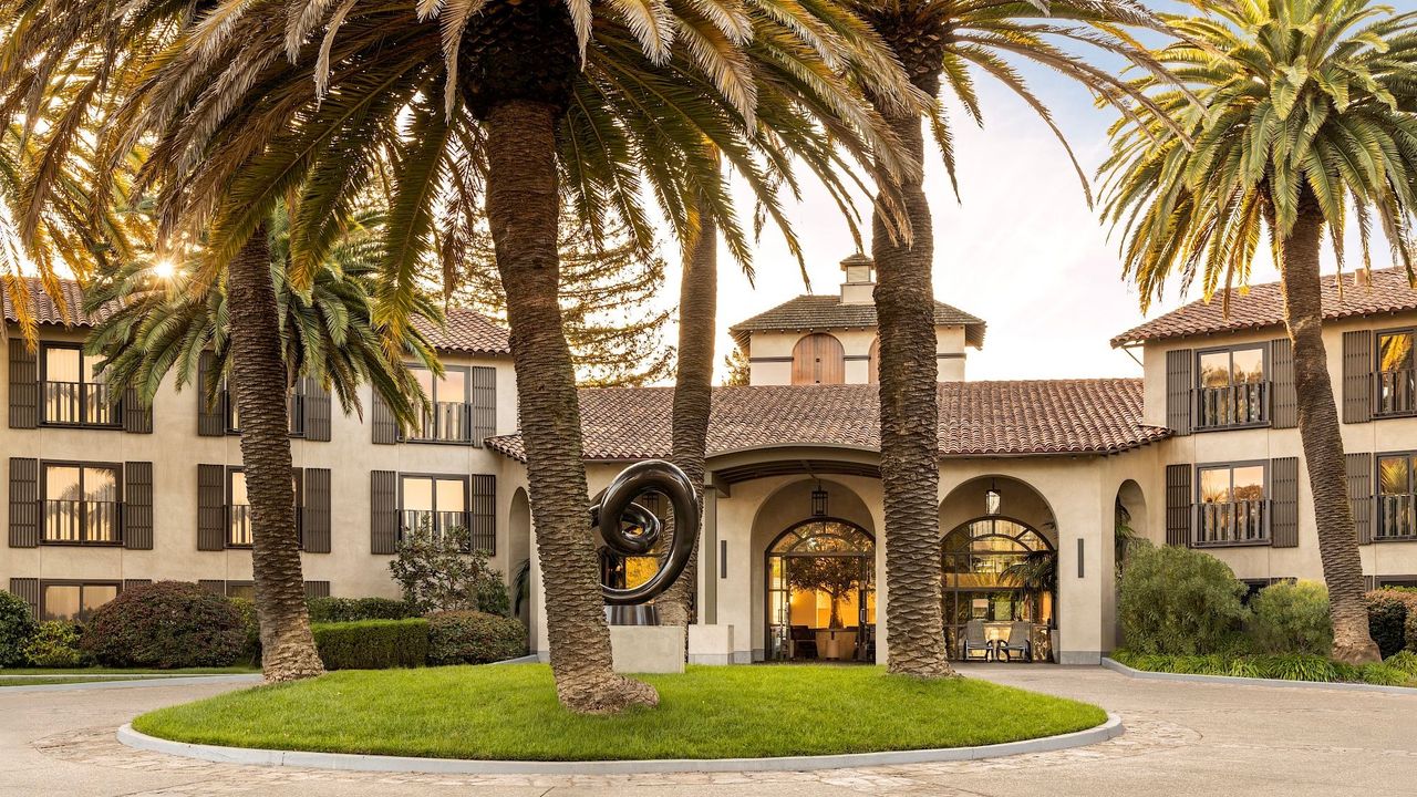 Casa Mani Resort completed a multimillion-dollar renovation in April 2026.