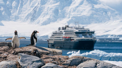 HX’s Highlights of Antarctica sailing spends five full days exploring the Antarctic Peninsula.