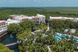 Kimpton’s First All-Inclusive Resort Opens in Riviera Maya