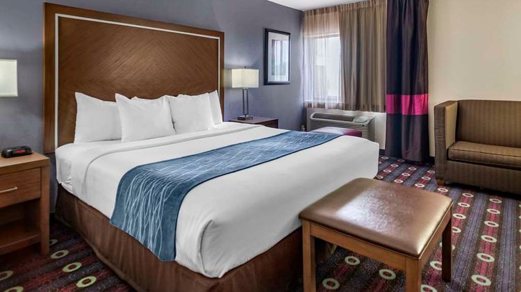 Comfort Inn Tulsa Suite