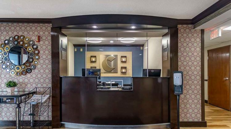 Comfort Inn Tulsa Lobby
