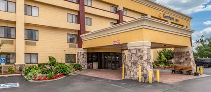 Comfort Inn Tulsa Exterior