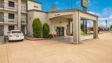 <b>Quality Inn Exterior</b>. Images powered by <a href="https://iceportal.shijigroup.com/" title="IcePortal" target="_blank">IcePortal</a>.