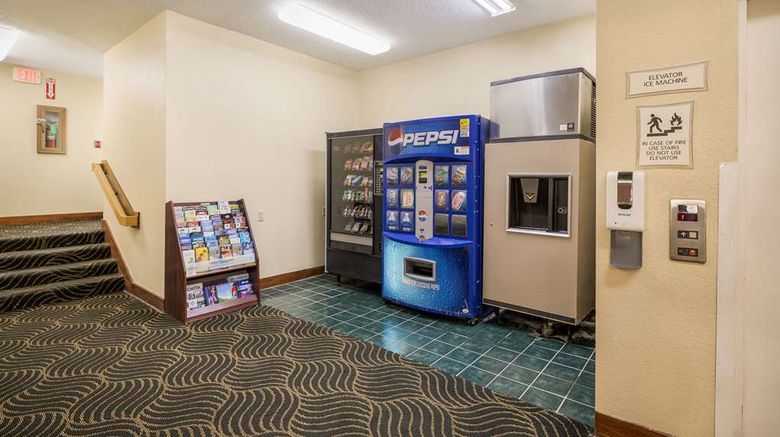 <b>Quality Inn Other</b>. Images powered by <a href="https://iceportal.shijigroup.com/" title="IcePortal" target="_blank">IcePortal</a>.