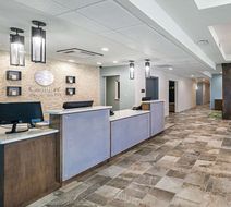 Comfort Inn & Suites Oklahoma City Lobby