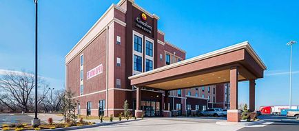 Comfort Inn & Suites Oklahoma City Exterior
