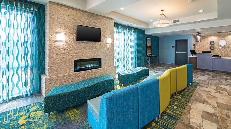 <b>Comfort Inn & Suites Oklahoma City Lobby</b>. Images powered by <a href="https://iceportal.shijigroup.com/" title="IcePortal" target="_blank">IcePortal</a>.