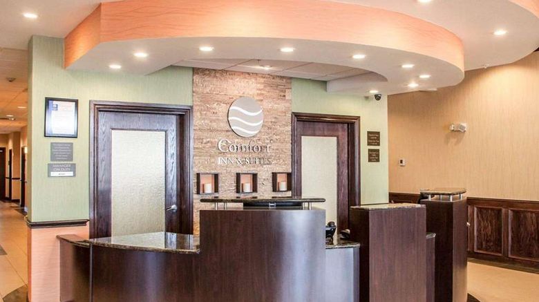<b>Comfort Inn & Suites Woodward Lobby</b>. Images powered by <a href="https://iceportal.shijigroup.com/" title="IcePortal" target="_blank">IcePortal</a>.