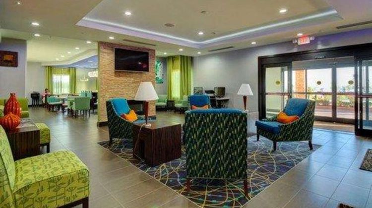 Comfort Inn & Suites Lobby
