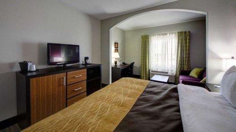 Comfort Inn & Suites Suite
