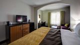 <b>Comfort Inn And Suites Tulsa Suite</b>. Images powered by <a href="https://iceportal.shijigroup.com/" title="IcePortal" target="_blank">IcePortal</a>.