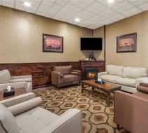 Quality Inn Chickasha Lobby
