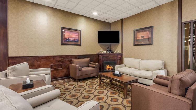 Quality Inn Chickasha Lobby