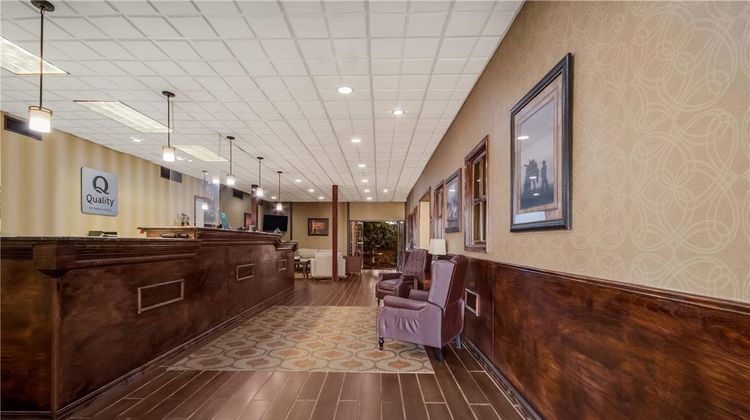 Quality Inn Chickasha Lobby
