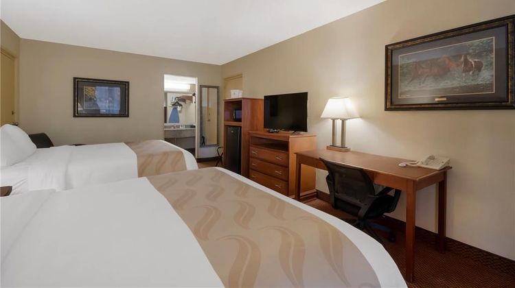 Quality Inn Chickasha Room