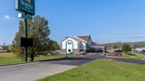 <b>Quality Inn Tahlequah South Exterior</b>. Images powered by <a href="https://iceportal.shijigroup.com/" title="IcePortal" target="_blank">IcePortal</a>.