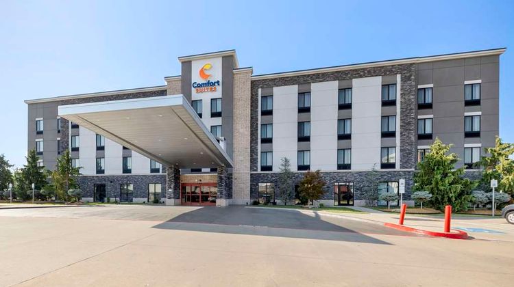 Comfort Suites Oklahoma City Exterior