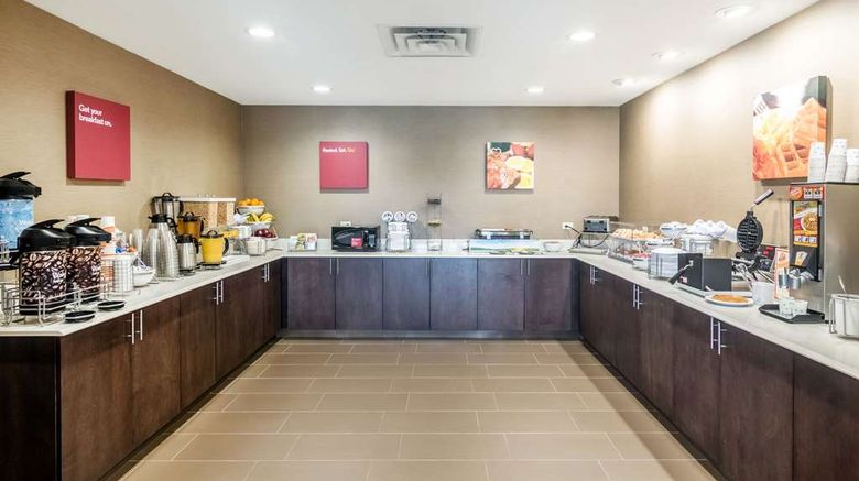 <b>Comfort Suites Oklahoma City Restaurant</b>. Images powered by <a href="https://iceportal.shijigroup.com/" title="IcePortal" target="_blank">IcePortal</a>.