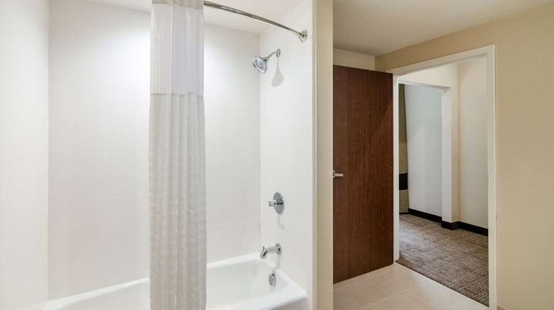 <b>Comfort Suites Oklahoma City Room</b>. Images powered by <a href="https://iceportal.shijigroup.com/" title="IcePortal" target="_blank">IcePortal</a>.