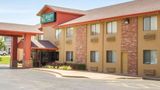 <b>Quality Inn Broken Arrow Exterior</b>. Images powered by <a href="https://iceportal.shijigroup.com/" title="IcePortal" target="_blank">IcePortal</a>.