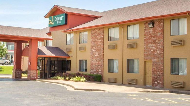<b>Quality Inn Broken Arrow Exterior</b>. Images powered by <a href="https://iceportal.shijigroup.com/" title="IcePortal" target="_blank">IcePortal</a>.