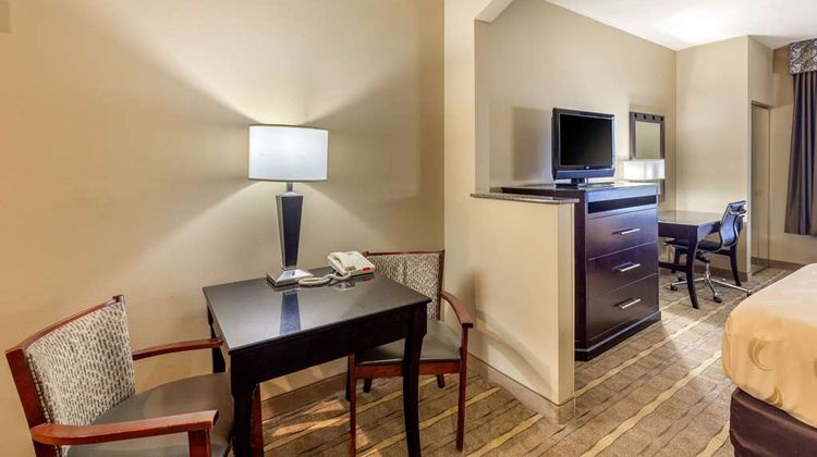 Quality Inn & Suites, Durant Room