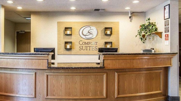 Comfort Suites Clackamas Lobby