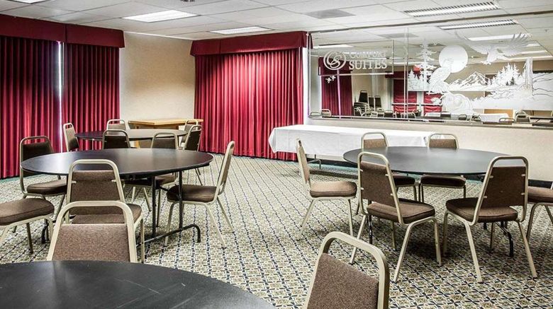 <b>Comfort Suites Clackamas Meeting</b>. Images powered by <a href="https://iceportal.shijigroup.com/" title="IcePortal" target="_blank">IcePortal</a>.
