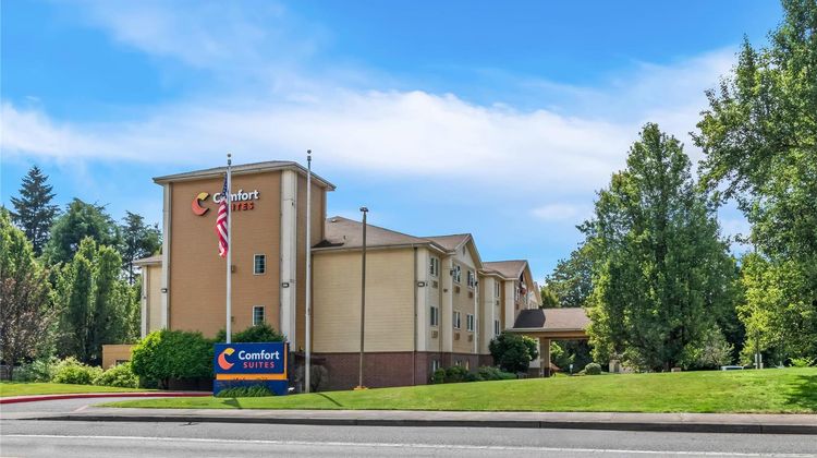 Comfort Suites Clackamas Exterior