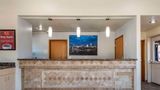 Econo Lodge Inn & Suites Portland Int'l Lobby