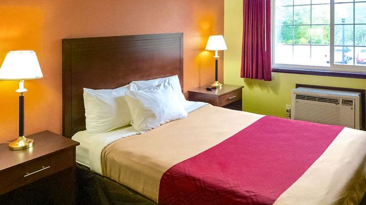 Rodeway Inn Room