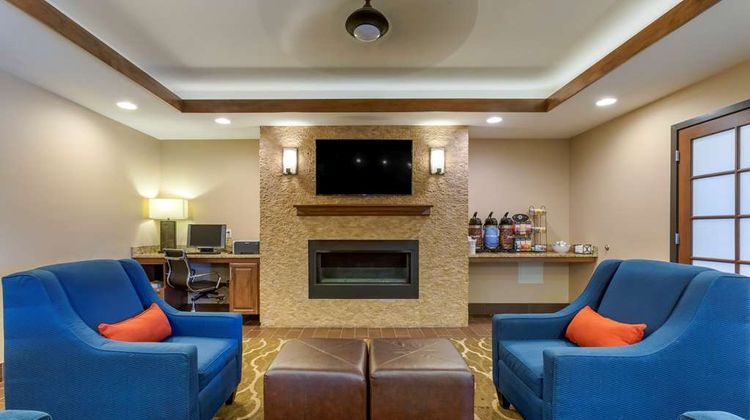 Comfort Inn Medford Lobby