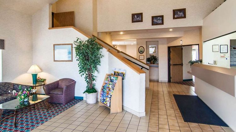 Rodeway Inn Salem Lobby