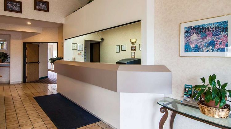 Rodeway Inn Salem Lobby