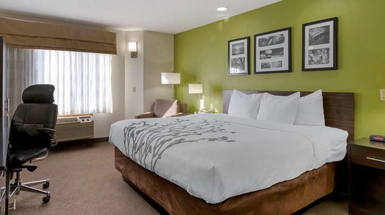 Sleep Inn Ontario Suite