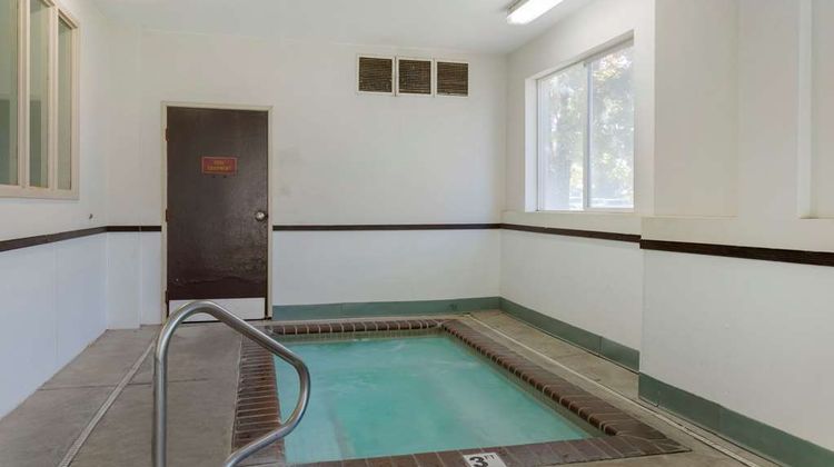 Sleep Inn Ontario Pool