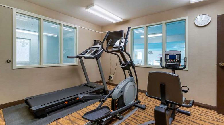 <b>Sleep Inn Ontario Health</b>. Images powered by <a href="https://iceportal.shijigroup.com/" title="IcePortal" target="_blank">IcePortal</a>.