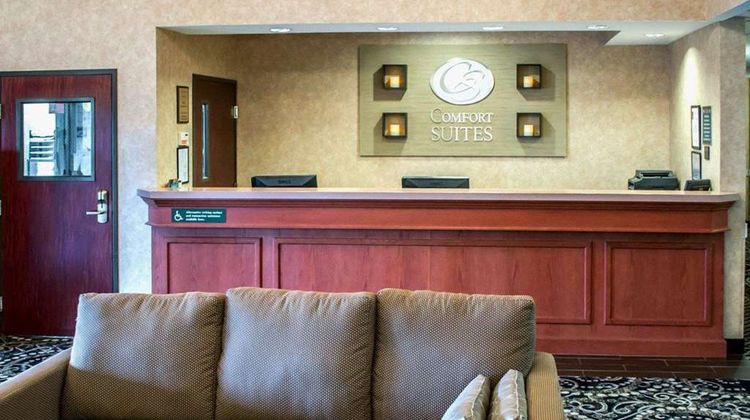 Comfort Suites Lobby