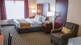<b>Comfort Suites Suite</b>. Images powered by <a href="https://iceportal.shijigroup.com/" title="IcePortal" target="_blank">IcePortal</a>.