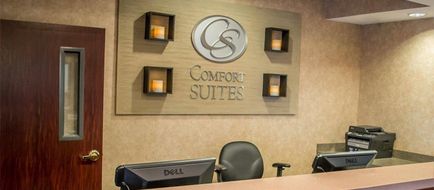 Comfort Suites Lobby