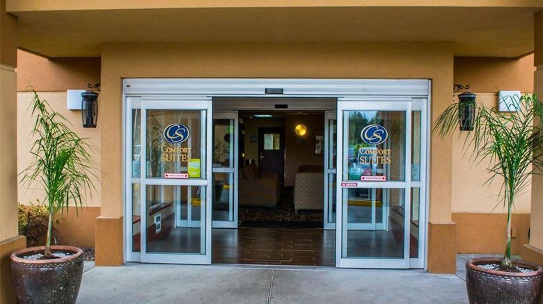 <b>Comfort Suites Exterior</b>. Images powered by <a href="https://iceportal.shijigroup.com/" title="IcePortal" target="_blank">IcePortal</a>.