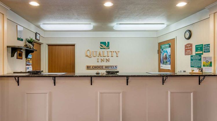 Quality Inn Lobby