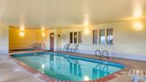 Quality Inn Pool