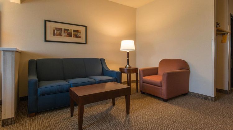 Comfort Suites Springfield-Eugene Suite