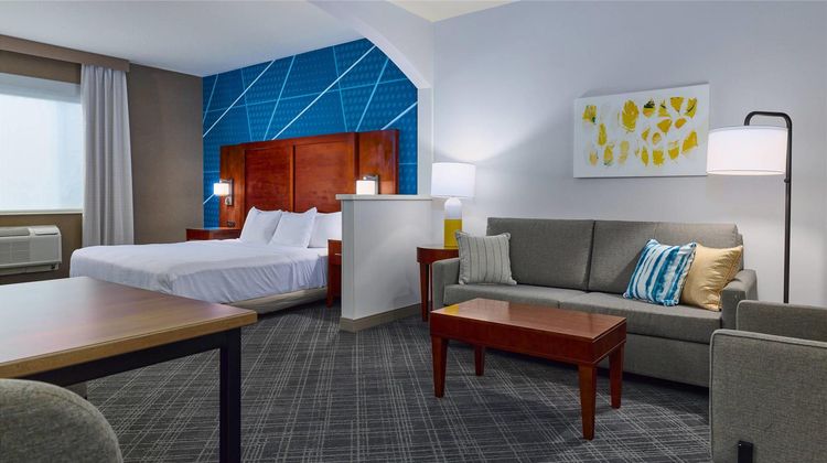 Comfort Suites Springfield-Eugene Suite